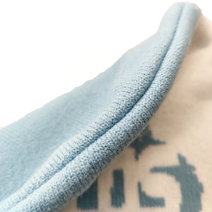 Gorro de Viaje Personalizado Unisex de Acrílico con Diseño de Llama Tejida en Jacquard - Product Image 3