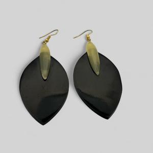 Pendientes de Cuerno de Búfalo para Niñas, Pendientes de Mujer, Joyería de Cuerno, Cuerno Natural para Mujer, Alta Calidad - Product Image 1