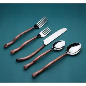 Ensemble de couverts de luxe en acier inoxydable poignée en laiton antique fini poli miroir parfait mariages et restaurants ensembles de couverts - Product Image 5