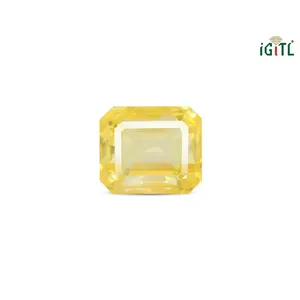 Saphir Jaune Naturel de 9,06 Carats (Pukhraj) - Pierre Précieuse Facettée Taille Émeraude - Product Image 1
