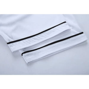 Conjunto de Camiseta y Pantalones Cortos de Fútbol Personalizados en Color, 100% Poliéster, Tela Transpirable, para Adultos, Ropa Deportiva para Exteriores - Product Image 3