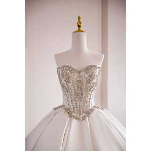 Vestido de Novia de Gala con Hombros Descubiertos, Sin Mangas, Corsé, Cintura Estilo Basque, Perlas y Cristales, Satén, Tallas Grandes, Fabricación Personalizada - Product Image 5