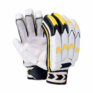 Cómodos guantes de cricket Guantes de cricket profesionales hechos a medida Calidad Premium Ropa de entrenamiento personalizada Guantes DE CRICKET - Product Image 4