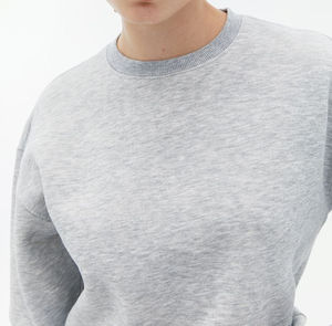 Sweat à capuche imprimé pour femmes en gros pull à col rond personnalisé mode décontracté polaire à la mode vêtements d'hiver lettre Badge - Product Image 3