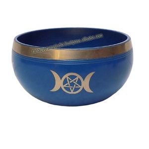Bol sonore en laiton à triple lune et pentacle de haute vente pour le yoga et la méditation de guérison d'énergie de relaxation au prix le plus bas - Product Image 1