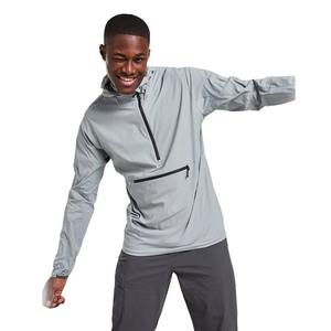 Veste Softshell sportive de haute qualité en usine Vestes d'extérieur pour hommes avec fermeture éclair en polyester et logo personnalisé - Product Image 1