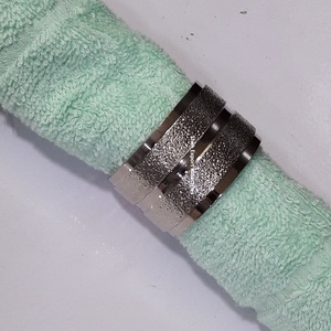 <b>Copper</b> Hammered Metal Napkin Ring for Home Dining <b>Table</b> Banquet & Special Occasion Tabletop Decor Napkin Holders - Product Image 2