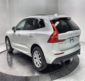 Offre Spéciale : Volvo XC60 T5 Momentum 4 portes SUV AWD 2024 d'occasion, conduite à gauche, 5 places, écran tactile, caméra de recul, Euro IV - Product Image 4