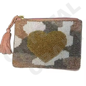 Lake Vibes Design Portefeuille personnalisé en perles de rocaille Porte-monnaie magnifique avec accessoires à la mode - Product Image 5