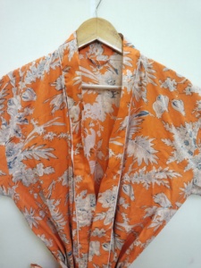 Robe Kimono en coton imprimé floral pour femme Peignoir léger doux et confortable ou couverture de plage et spa ou cadeau de vacances - Product Image 5