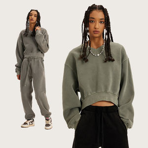 Custom Printed Women's Oversized 400 Gsm Heavyweight Vintage Washed Crop Top <b>Hoodies</b> <b>Fleece</b> V-neck Cropped Sweatshirt Women - Product Image 2