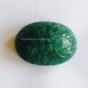 Cabujón Ovalado de Esmeralda de Gran Tamaño con Tallado, Piedra Preciosa Verde Natural - Product Image 4