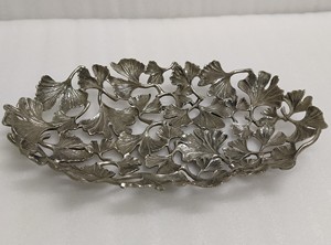 Plateau de service décoratif à fleurs pour la maison, l'hôtel, le restaurant, la cuisine et la table Plateau de service en laiton et acier de forme ovale couleur argent - Product Image 3