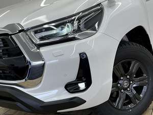 Toyota Hilux Surf d'occasion avec boîte de vitesses automatique à carburant diesel Norme d'émission Euro 5 - Product Image 6