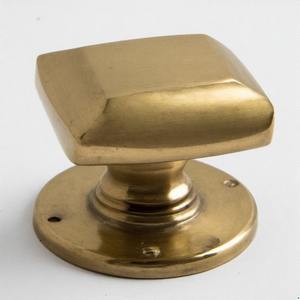 ลูกบิดลูกบิดลูกบิดประตูทองเหลืองแข็งลูกบิดแบบเฮอริเทจทำด้วยมือด้วยการขัดแบบโบราณสำหรับการตกแต่งภายในที่หรูหราและสง่างาม - Product Image 2