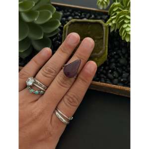 Bague en argent sterling plaqué or rose avec coquille d'huître épineuse violette de fabrication navajo, taille 6.5, sertissage clos, taille unique, cadeau idéal - Product Image 2