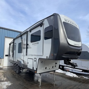 ราคาที่สมบูรณ์แบบสำหรับรถบ้านมือสองปี 2026 Forest River Rock-wood Signature 402SFL - Product Image 1
