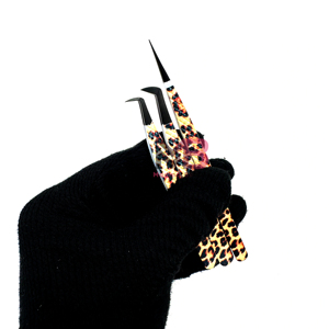 Pinzas para extensión de pestañas Acero inoxidable sólido Leopardo Guepardo Impresión de papel Logotipo personalizado Recubierto de papel Durable Agarre perfecto - Product Image 1