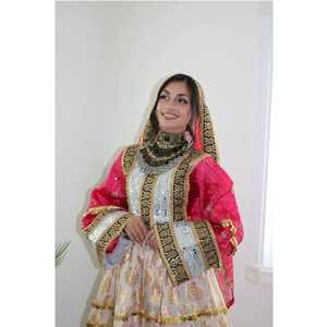 Robe maxi traditionnelle afghane Kuchi en gros, faite à la main, brodée avec des miroirs, des pièces de monnaie et un design tribal pour femmes ODM - Product Image 4