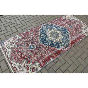 3.1x7.4 ft Vintage Rug, <b>Red</b> Animal Print Turkish Rug <b>Wool</b> - Product Image 2