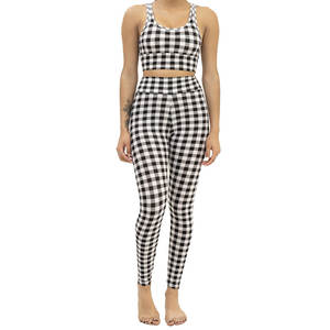 Vêtements de sport deux pièces exercice Yoga ensemble à vendre séchage rapide respirant sans couture vêtements de sport femmes Yoga ensemble fabriqué au Pakistan - Product Image 1