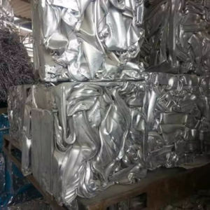 Chatarra de Aluminio 6063 de Primera Calidad y Material de Extrusión Listo para Plantas de Reciclaje y Fábricas con Entrega Rápida - Product Image 1