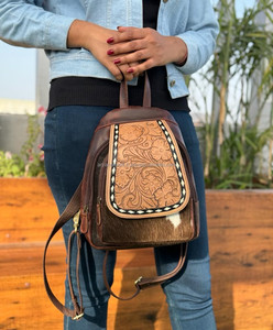 Nouveau fait à la main élégant en cuir véritable sac à dos en cuir de vachette Western usiné à la main en cuir femmes conception sacs vente chaude sac à dos Durable - Product Image 4