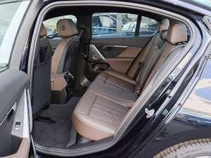 Véhicule électrique pur 4 portes 5 places M60 d'occasion 2025 – Luxe et Confort - Product Image 2