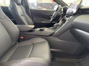 Toyota Venza Nightshade Edition AWD 2024 d'occasion - Product Image 5