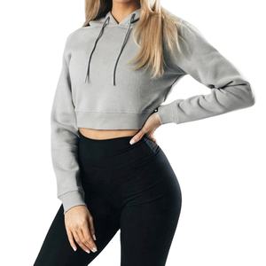 เสื้อฮู้ดกันหนาวโอเวอร์ไซส์สำหรับผู้หญิงเสื้อครอปไซส์ดีไซน์ตามสั่งเสื้อผ้าแนวสตรีทผลิตจากโรงงานสำหรับใส่ในฤดูหนาว - Product Image 5