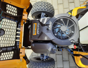 Tractores Cortacésped Cub Cadet LT1 NR92 de Primera Calidad, Compra con Entrega Rápida, Rendimiento Confiable para Uso Residencial y Comercial - Product Image 2