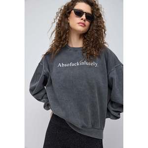 Sweat-shirt oversize à col rond à manches longues imprimé et délavé - Product Image 1