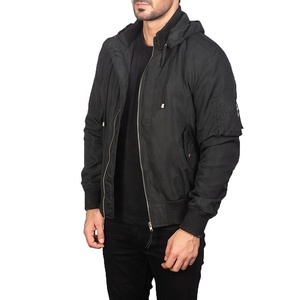 Blouson Bomber Noir à Capuche pour Homme de Qualité Supérieure, Coupe-Vent Décontracté avec Fermeture Éclair, Coupe Ajustée, Idéal pour l'Automne - Product Image 4