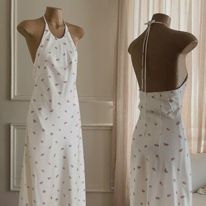 Vestido Maxi de Malla con Estampado Floral Blanco al por Mayor de Fábrica, Vestido Halter sin Mangas con Espalda Abierta para Mujer - Product Image 1