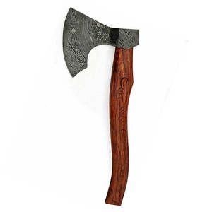 Hacha Tradicional para Acampar al Aire Libre, Cabeza de Acero con Patrón Hecho a Mano, Mango de Madera Natural Liso, para Uso General, Bushcraft y Exhibición - Product Image 6
