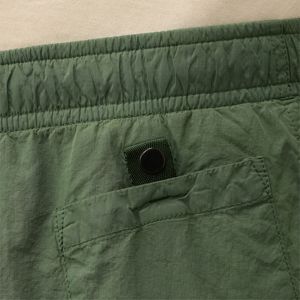 Short de bain élégant en nylon pour homme-Maillot de bain respirant, à séchage rapide et confortable pour les plaisirs de la plage et de la piscine en été - Product Image 5