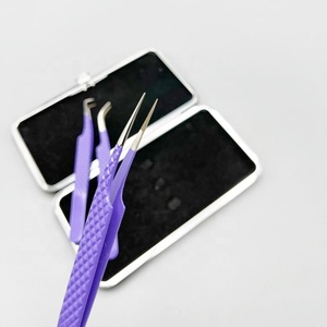 แหนบขนตาปลอมปลายโค้ง J 90องศาตรงโลโก้ส่วนตัวด้ามเพชรสแตนเลสสีม่วงเข้ม - Product Image 6