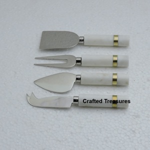 Ensemble de 4 pièces de fromage en acier inoxydable d'aspect personnalisé avec poignée en résine Outil de coupe de couverts en acier inoxydable Outil de cuisine et gadget - Product Image 1