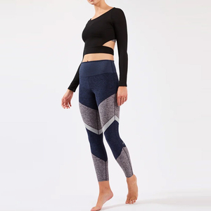 Ensemble d'entraînement de yoga 2 pièces pour femmes avec logo personnalisé de haute qualité Vêtements de sport légers avec un nouveau design pour l'ensemble de yoga pour femmes - Product Image 1