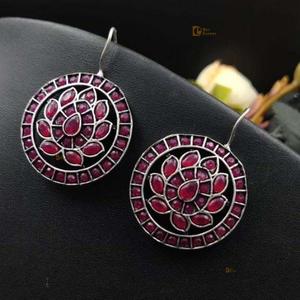 Pendientes de tuerca con diseño de loto redondo oxidado con perla para ropa de fiesta informal, joyería de piedras preciosas para mujer para regalos - Product Image 3