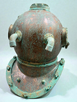 Casque de plongée vintage en laiton finition antique verte, objet décoratif |   Casque de plongée antique pour les profondeurs marines