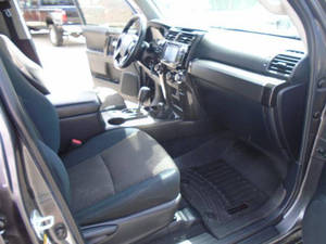 รถยนต์มือสองคุณภาพดีราคาประหยัด ปี 2015 โตโยต้า ฟอร์รันเนอร์ พวงมาลัยซ้าย - Product Image 4