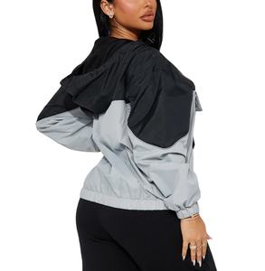 แจ็กเก็ตกันลมออกแบบได้ตามต้องการสำหรับสตรีทไฮสตรีทเสื้อสวมหัวเสื้อแจ็คเก็ตไนลอนเสื้อครอปสีบล็อกน้ำหนักเบา - Product Image 2