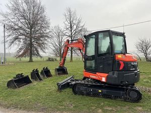 Mini-excavatrice KX033-4 de 12 tonnes, modèle 2022, avec vérins HAWE/HYDAC, capacité de la benne de 0,2 m³, moteur Hitachi, à vendre - Product Image 6