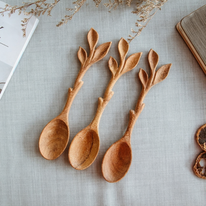 Cuillère en bois sculpté de Style rustique fait à la main cuillère de conception de feuille naturelle pour la maison et cadeau prix de gros du Vietnam - Product Image 3