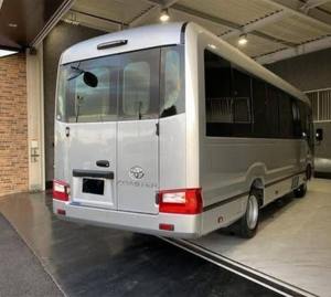 Bus Toyota Coaster en excellent état, occasion et neuf, propre et frais, conduite à droite - Product Image 4