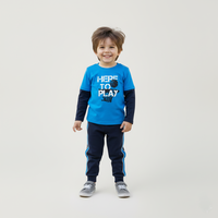Ensemble de sport décontracté 2 pièces, t-shirt à imprimé superposé bleu et pantalon extensible |   Tenue pour garçons 2025 |   Fabrication OEM au Vietnam, vente en gros