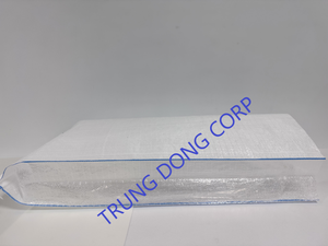 Bolsas de almacenamiento a granel tejidas PP laminadas BOPP sin imprimir hechas en Vietnam con bolsas de plástico de tira de fácil apertura - Product Image 2