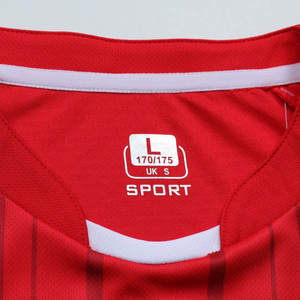 Meilleures ventes : Nouveaux uniformes de football personnalisés 100 % polyester de haute qualité, imprimés par transfert thermique, tenues d'équipe avec logo, service OEM - Product Image 2