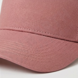 หมวกแก๊ปเบสบอลลำลองแบบตาข่ายครึ่งใบ ปรับขนาดได้ 6 แผง รุ่นสปอร์ต ทรัคเกอร์ ปี 2025 ขายส่ง รับสกรีนโลโก้สีตามสั่ง สำหรับผู้ชาย ผู้หญิง เดินทาง ระบายอากาศได้ดี - Product Image 4